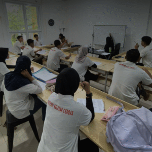 brown and cream illustrative online class instagram post (4)